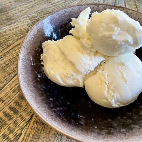 homemade Vanilla ice cream