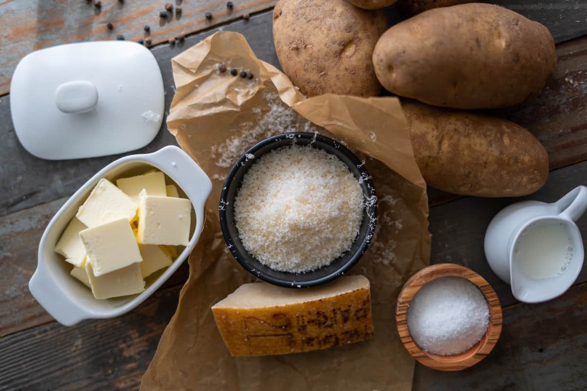 Ingredients to make Parmesan Mashed Potatoes