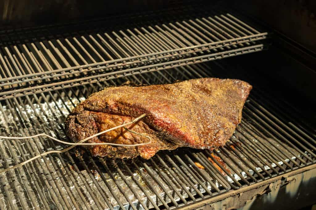 https://tabethastable.com/wp-content/uploads/2022/11/Smoked-Brisket-08-1024x683.jpg