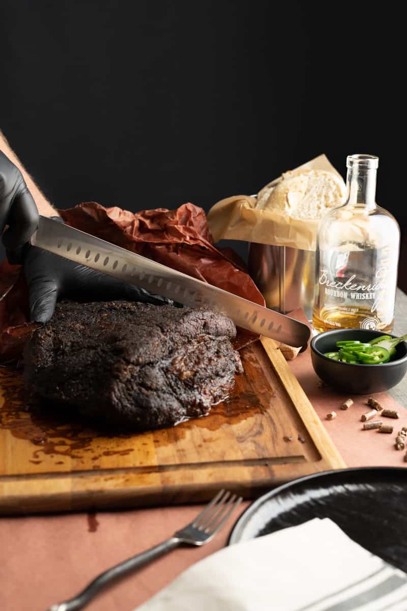 slicing smoked brisket