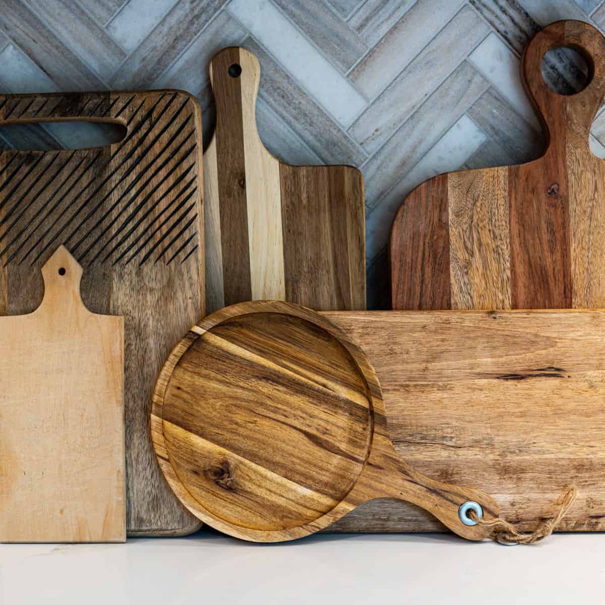 Finding Out the Right Cutting Board Sizes