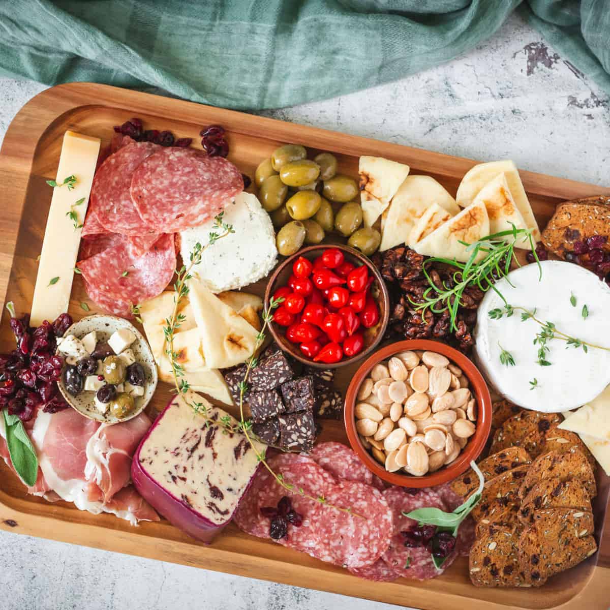 Medium sized charcuterie board with handles