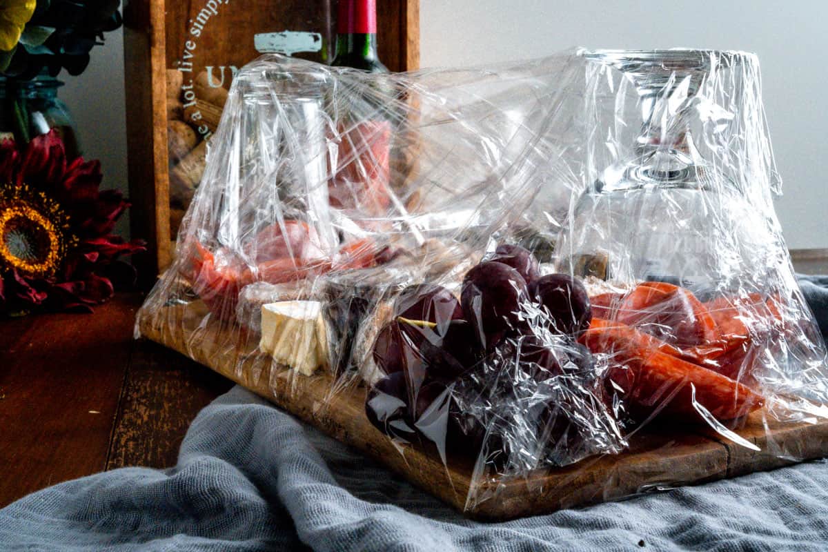 How to Transport a Charcuterie Board - Safe Traveling Ideas - CMJJ