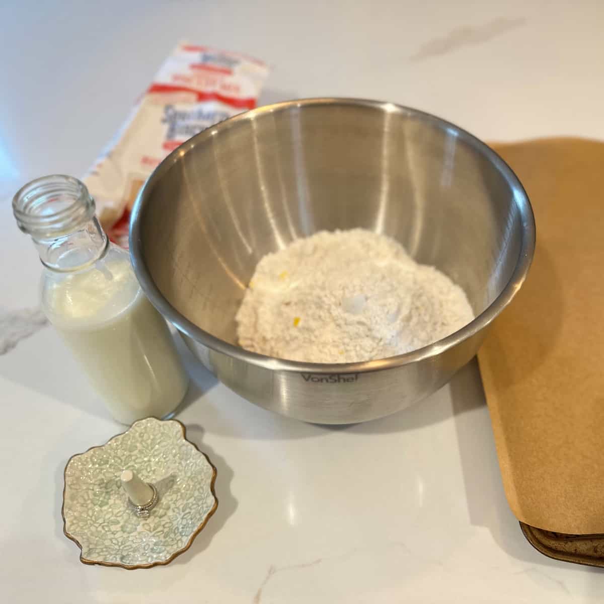 ingredients for making easy buttermilk biscuits 