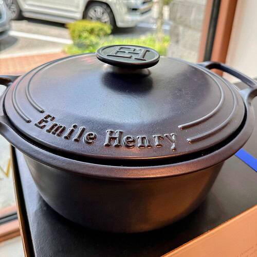 Emile Henry ceramic Dutch oven with embossed lid